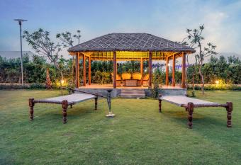 MST Cricket Village By Four Leaf Hotels has Balcony rooms