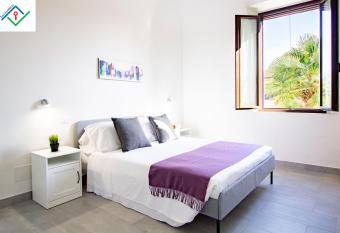 LeS House - Apartment 2 allows 18 year olds to book a room