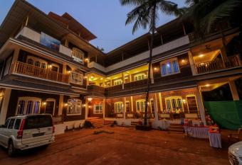 Vihang Beach Resort. has Balcony rooms