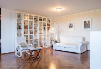 Elegante Ferienwohnung am See has Balcony rooms