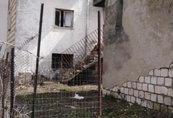 HoteVilla Mountain Green has rooms with a private hot tub