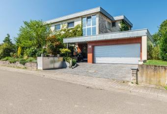 Ferienwohnung Burgblick has Balcony rooms