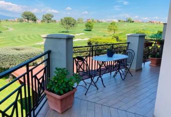 HouseGolf - Marco Simone has Balcony rooms