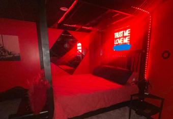 River House allows 18 year olds to book a room