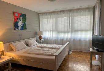 GoetheApartment has Balcony rooms