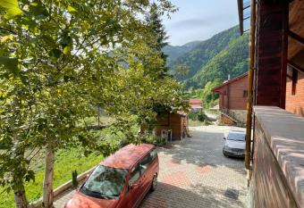 Elif Apart has Balcony rooms