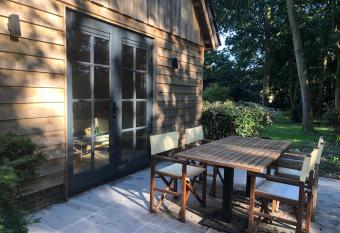 Grevelingenhuys has Balcony rooms