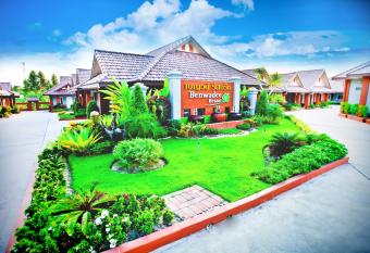 Benwadee Resort Pattaya has Balcony rooms