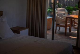 HABITACION TIPO CABA  A CON BALCON EN ISLA DE TIERRA BOMBA CON DESAYUNO AIRE ACONDICIONADO Y WIFi has Balcony rooms