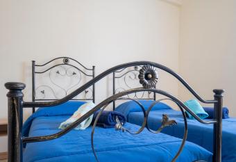 WEMOVE APARTMENTS has Balcony rooms