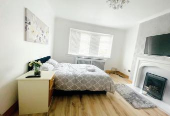 Light & Love allows 18 year olds to book a room