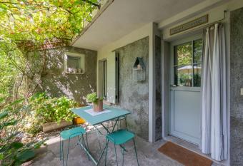 Luxury Villa with private garden has Balcony rooms