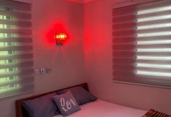 PHYLA-LAGO LODGE has Balcony rooms