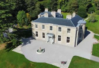 Manar House has Balcony rooms