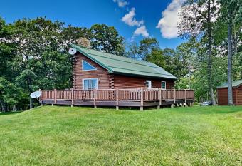 Windy Acres has Balcony rooms