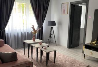 Britannia ShortStay Apartment Caransebes allows 18 year olds to book a room