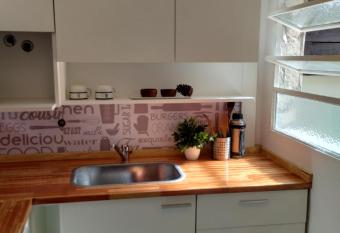 La Casita de Charlone has Balcony rooms