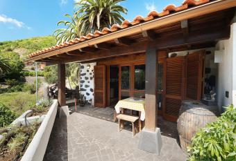 Casa Rural Medina 2 has Balcony rooms