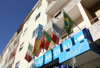 Hotel Sao Nicolau allows 18 year olds to book a room