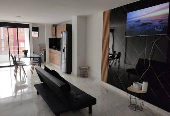 Hermoso e iluminado apartamento. has Balcony rooms