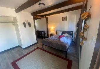 Cabin 23    Hunters Cabin    allows 18 year olds to book a room