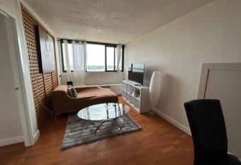 SH: 1 Bedroom Downtown Stamford has Balcony rooms