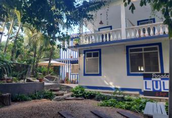 Posada Lul   la Bruja Yoga Lodge allows 18 year olds to book a room