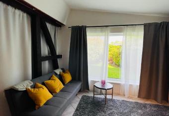 Sanders Ferienhaus has Balcony rooms