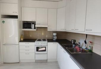 Tilava kaksio Kirkkonummella has Balcony rooms