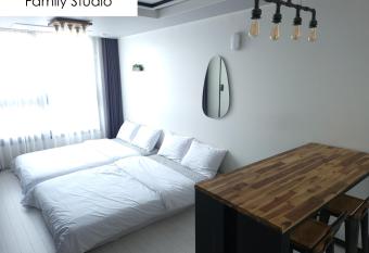 Ash Mellow allows 18 year olds to book a room