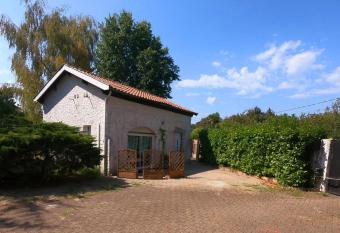 Maisonnette aux portes du M  doc has Balcony rooms