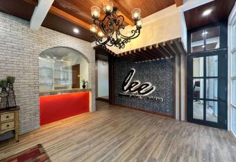 Lee Boutique Hotel Baguio has Balcony rooms