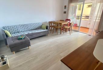 Nido frente mar has Balcony rooms