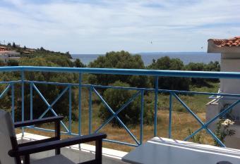 Red House has Balcony rooms