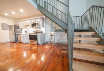 Myers Medical Lofts has Balcony rooms