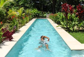 Feeling Trees Jungle Lodge has Balcony rooms
