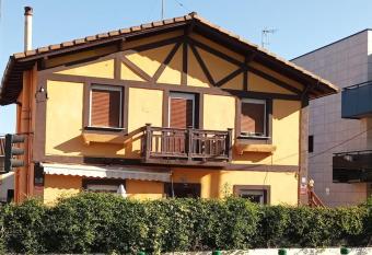 Preciosa casa bi-familiar al lado de Donosti. has Balcony rooms