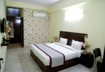 Hotel Liv Inn by F9 Hotels has Balcony rooms