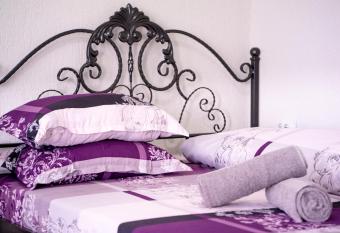 Complex Route 66 allows 18 year olds to book a room