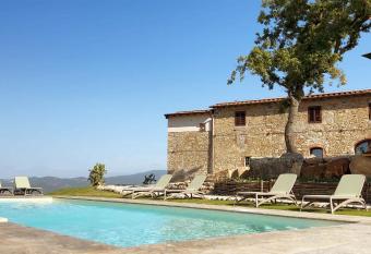 Poggio Belvento allows 18 year olds to book a room