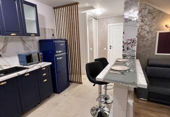 Apartament Cochet Vivo 14D has rooms with a private hot tub