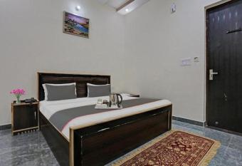 Nidhivan has Balcony rooms