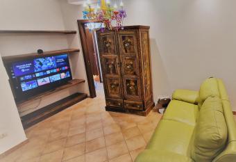 Casa Alfredina allows 18 year olds to book a room