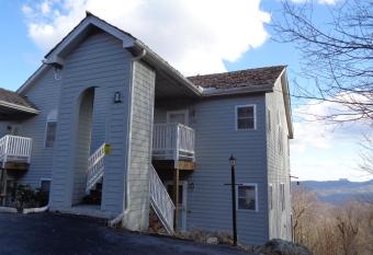 Southcrest Overlook by VCI Real Estate Services has Balcony rooms