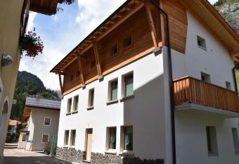 Staguda 59 has Balcony rooms