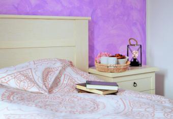 Miramonti B&B cucina&pizza allows 18 year olds to book a room