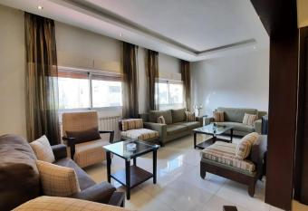 Two bedroom furnished apartment in Amman near Boulevard Abdali. has rooms with a private hot tub