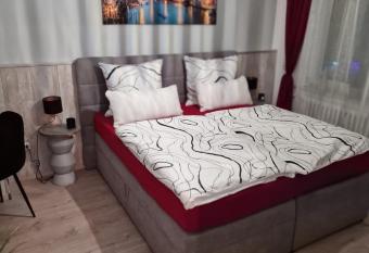 schlafgut24 allows 18 year olds to book a room