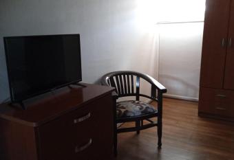 Hotel El Gourmet allows 18 year olds to book a room