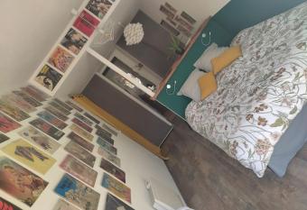 Chambre Vintage proche Avignon-Parking priv   allows 18 year olds to book a room
